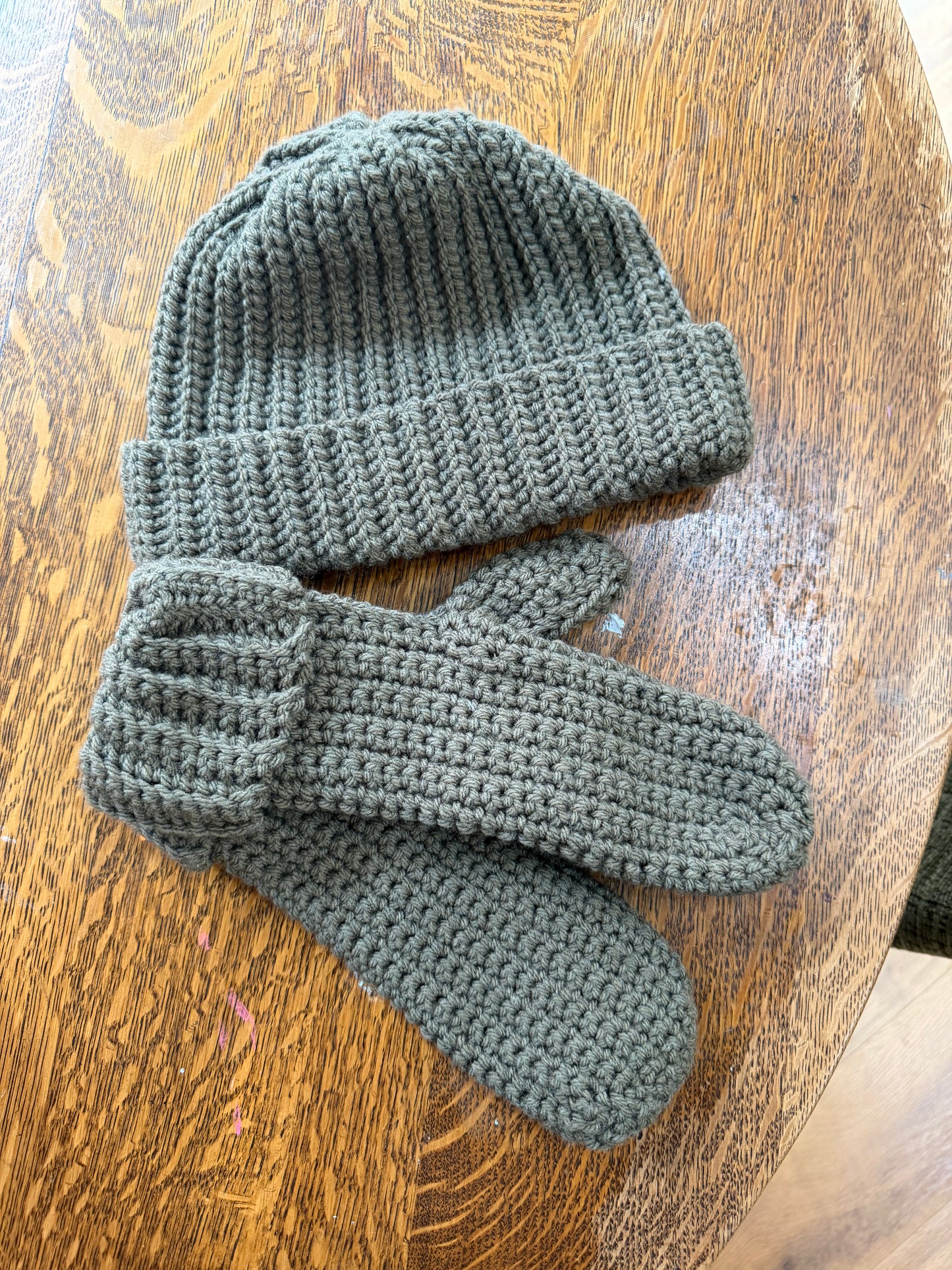 Crochet Mittens & Beanie Set